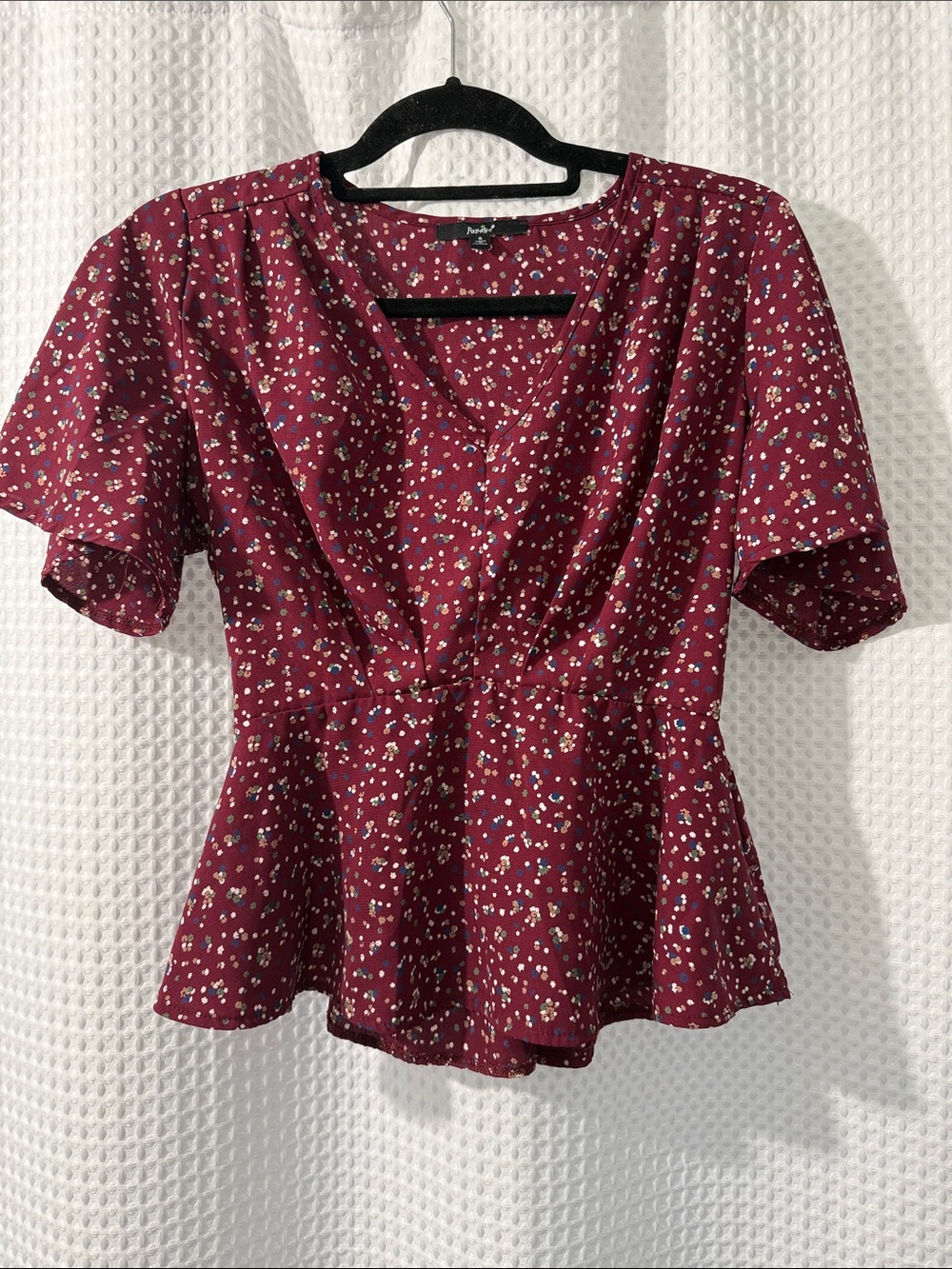 Papaya, Women’s Burgundy Floral Print Surplice Babydoll Top Size Small